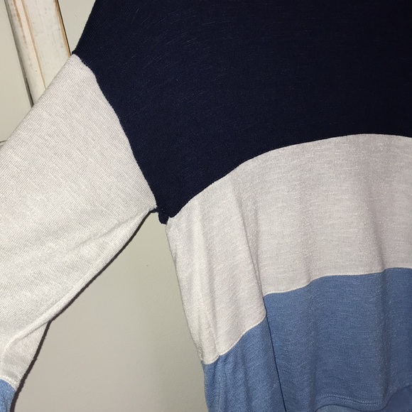 Color Block Tee - Picture 2 of 9